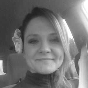 Meet your Posher, Rena